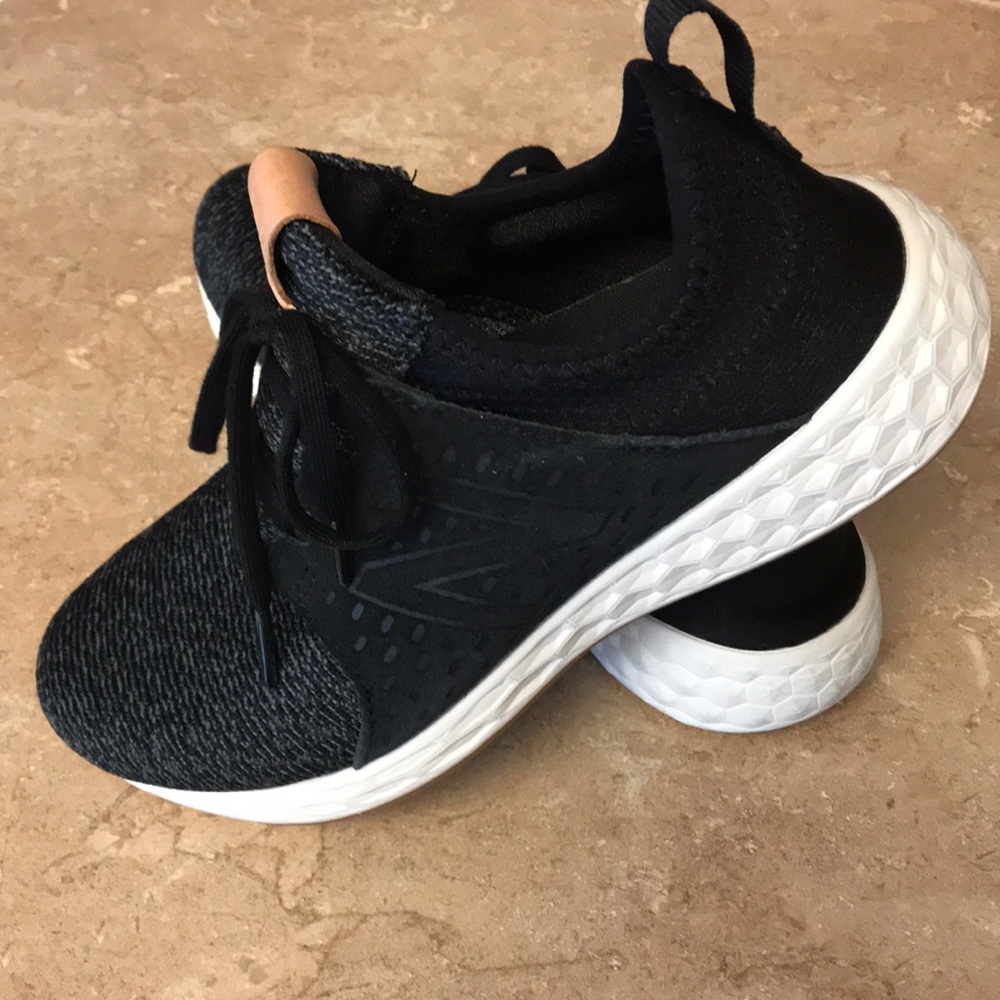Women’s New Balance shoes size 9.5